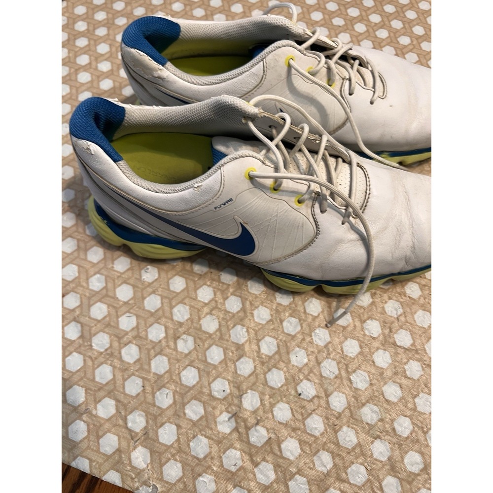 Nike Fly Wire Size 8 Golf shoes Men lace spikes